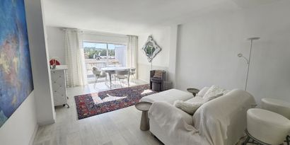 Real Estates picture 1 Ref. R28513