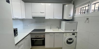 Real Estates picture 3 Ref. 81733