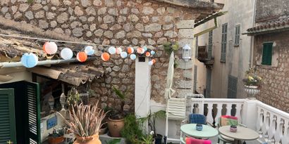 Real Estates picture 16 Ref. R10975