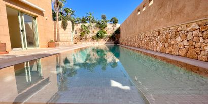 Real Estates picture 1 Ref. 82045