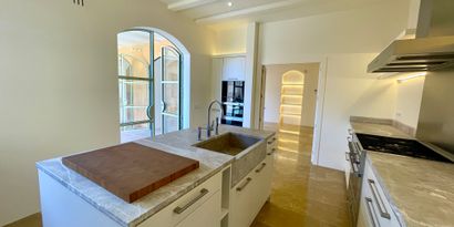 Real Estates picture 9 Ref. 82045