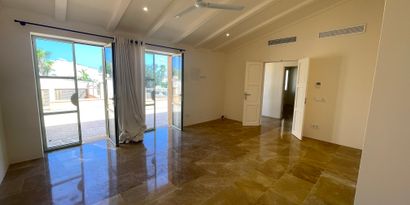 Real Estates picture 13 Ref. 82045