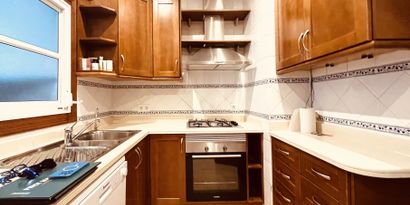 Real Estates picture 6 Ref. R19275