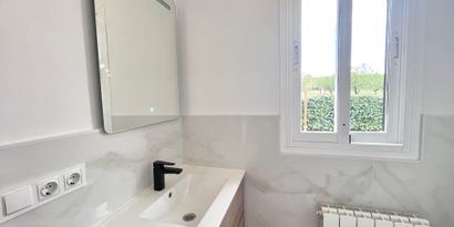 Real Estates picture 15 Ref. R28549