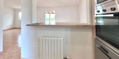 Real Estates picture 10 Ref. R28549