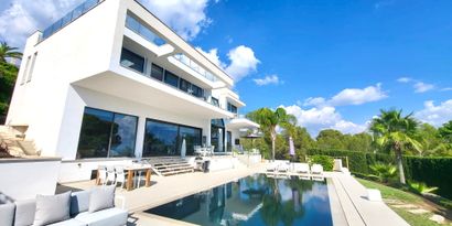 Inmobiliaria picture 0 Ref. Nº. R24983