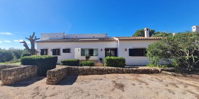 Real Estates picture 19 Ref. R7291