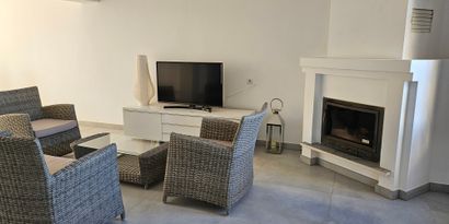 Inmobiliaria picture 4 Ref. Nº. 82720