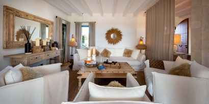 Real Estates picture 19 Ref. 82713