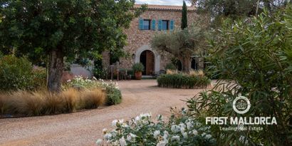 Real Estates picture 8 Ref. 82713