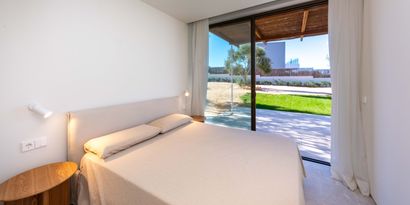 Real Estates picture 23 Ref. 80884