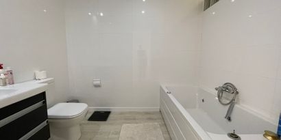 Real Estates picture 6 Ref. R28797