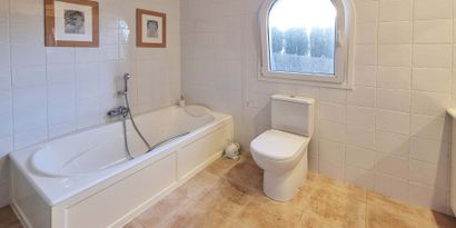 Real Estates picture 15 Ref. 82789