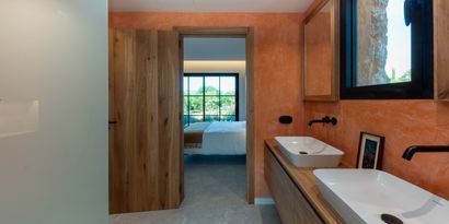 Real Estates picture 19 Ref. 81917