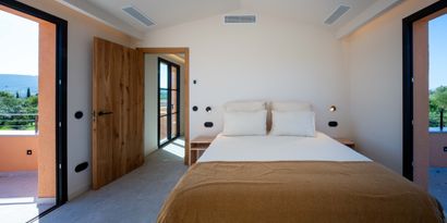 Real Estates picture 22 Ref. 81917