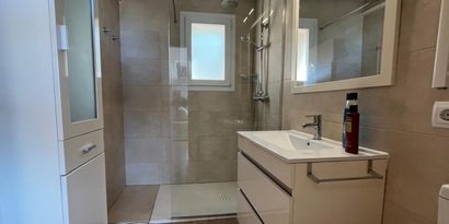 Inmobiliaria picture 9 Ref. Nº. R28755