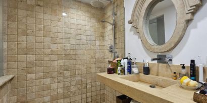 Real Estates picture 7 Ref. 81605