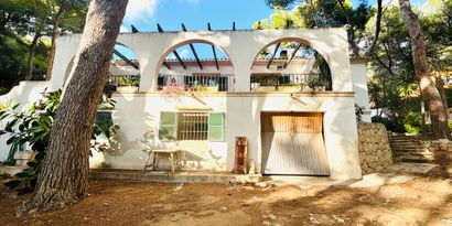 Real Estates picture 1 Ref. 82893