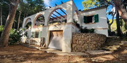 Real Estates picture 0 Ref. 82893