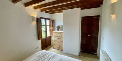 Real Estates picture 6 Ref. 82423