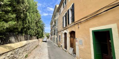 Real Estates picture 5 Ref. 82423