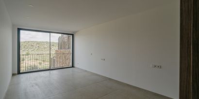 Real Estates picture 16 Ref. 80414