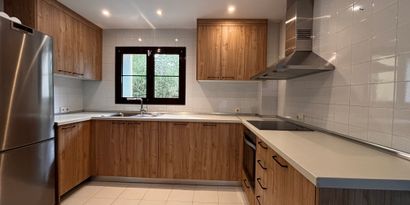 Real Estates picture 3 Ref. 82928