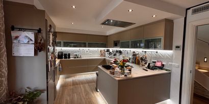 Inmobiliaria picture 4 Ref. Nº. 75756