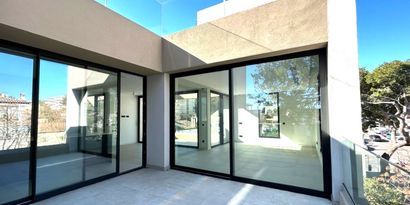 Real Estates picture 3 Ref. 68692