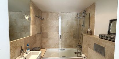 Inmobiliaria picture 12 Ref. Nº. 82810