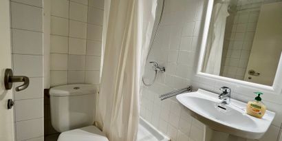 Real Estates picture 13 Ref. R22004