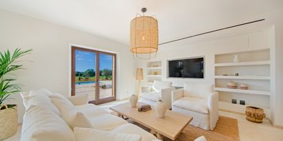 Real Estates picture 8 Ref. 76765