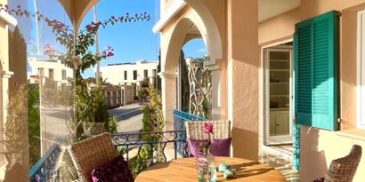 Real Estates picture 2 Ref. 68765