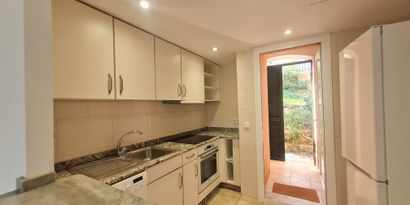 Real Estates picture 7 Ref. R6551