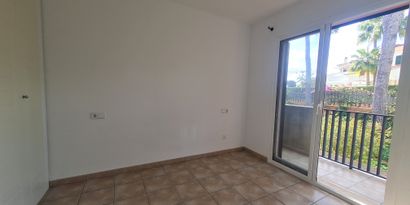 Real Estates picture 8 Ref. R6551