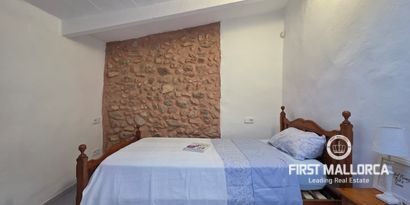 Real Estates picture 9 Ref. R29093