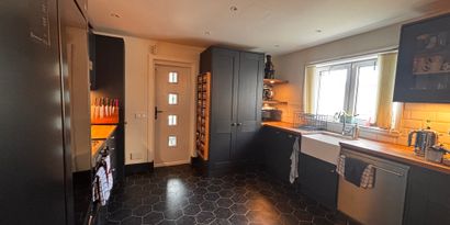 Inmobiliaria picture 8 Ref. Nº. 83231