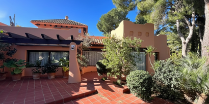 Inmobiliaria picture 0 Ref. Nº. R29166