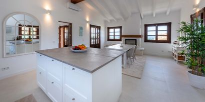 Inmobiliaria picture 11 Ref. Nº. 81582