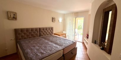 Real Estates picture 4 Ref. R29277