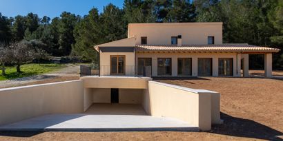 Real Estates picture 17 Ref. 75390