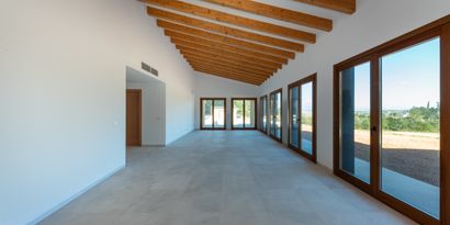 Real Estates picture 1 Ref. 75390