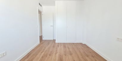 Real Estates picture 14 Ref. R29287