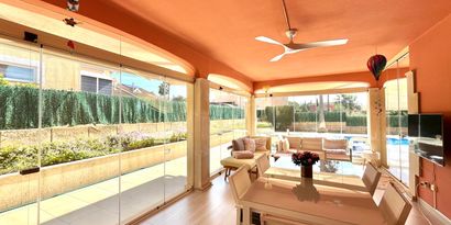 Real Estates picture 6 Ref. 83257