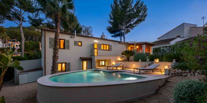 Real Estates picture 0 Ref. 83297