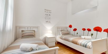 Inmobiliaria picture 6 Ref. Nº. R28531