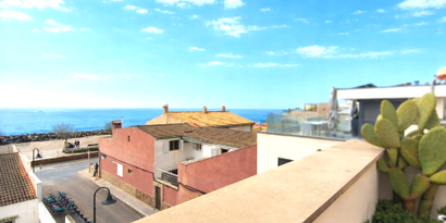 Inmobiliaria picture 0 Ref. Nº. R14333