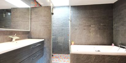 Inmobiliaria picture 12 Ref. Nº. R14333