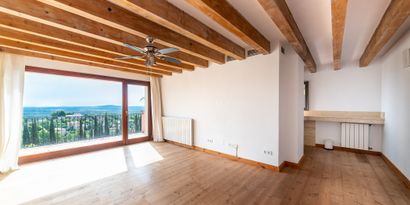 Real Estates picture 5 Ref. R16587