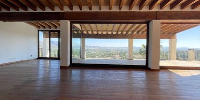 Real Estates picture 2 Ref. R16587